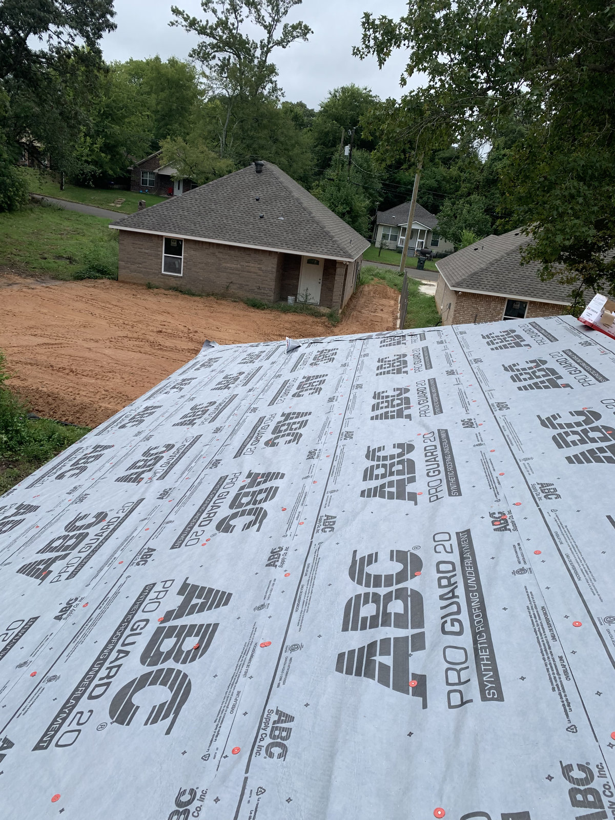New roof replacement finished on a Jacksonville home